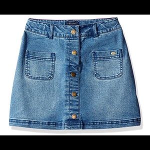 🆕Tommy Hilfiger girl Denim Skirt Size Large